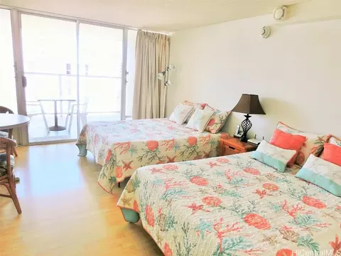 445 Seaside Ave #1819, Honolulu, HI 96815