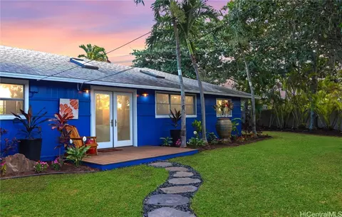 259 Aumoe Rd, Kailua, HI 96734