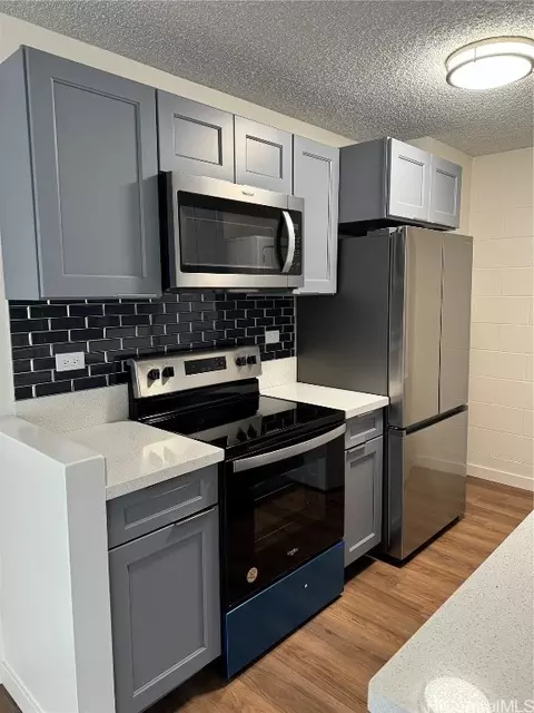 1260 Richard Ln #B505, Honolulu, HI 96819