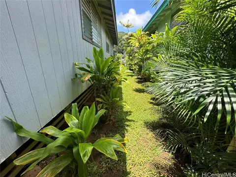 56-297 Huehu St, Kahuku, HI 96731