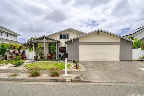 1012 Wainiha St, Honolulu, HI 96825