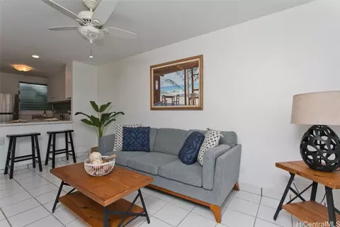1019 Maunaihi Pl #101, Honolulu, HI 96822