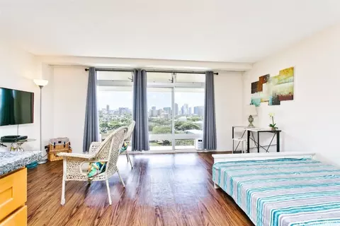 1511 Nuuanu Ave #1037, Honolulu, HI 96817