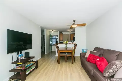 95-536 Wikao St #D102, Mililani, HI 96789