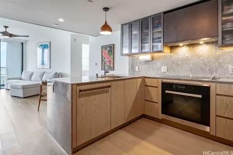 1000 Auahi St #3607, Honolulu, HI 96814