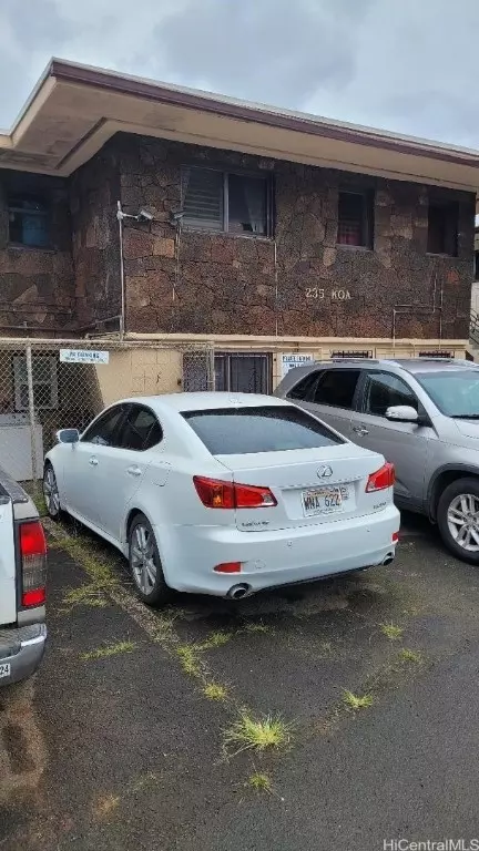 235 Koa St #203, Wahiawa, HI 96786