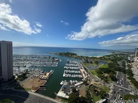 1650 Ala Moana Blvd #3905, Honolulu, HI 96815