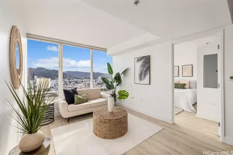 1009 Kapiolani Blvd #4011, Honolulu, HI 96814