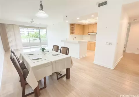 1 Keahole Pl #3308, Honolulu, HI 96825