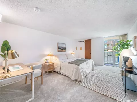 2572 Lemon Rd #510, Honolulu, HI 96815