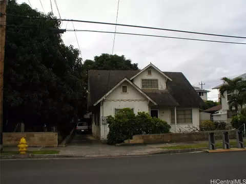 2013 Date St, Honolulu, HI 96826