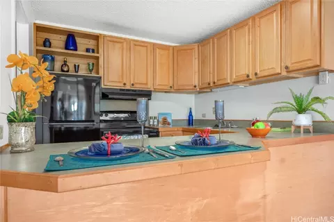 909 Ala Lilikoi St #315, Honolulu, HI 96818