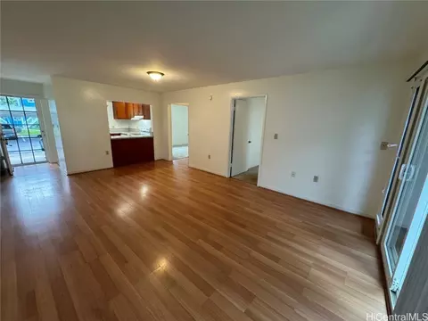355 Aoloa St #M101, Kailua, HI 96734