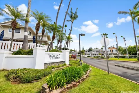 94-720 Lumiauau St #J3, Waipahu, HI 96797