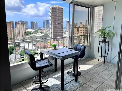 927 Prospect St #306, Honolulu, HI 96822