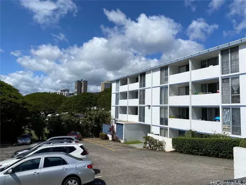 1870 Lusitana St #405, Honolulu, HI 96813