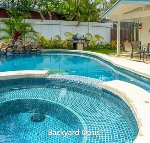 322 Iliwahi Loop, Kailua, HI 96734
