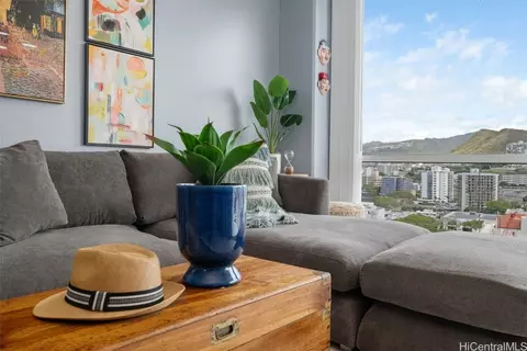 801 S King St #2009, Honolulu, HI 96813