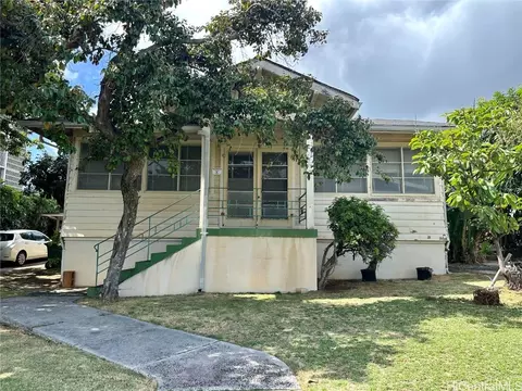 1818 Poki St, Honolulu, HI 96822