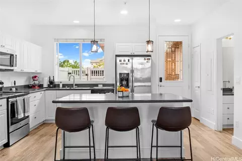 540 Manawai St #504, Kapolei, HI 96707