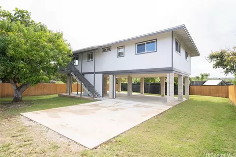 66-158 Niuula Rd #B, Haleiwa, HI 96712