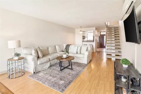 500 University Ave #520, Honolulu, HI 96826
