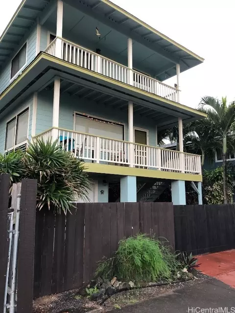 68-006 Aweoweo St, Waialua, HI 96791