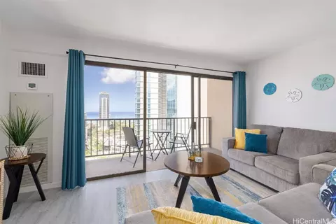 2140 Kuhio Ave #2206, Honolulu, HI 96815