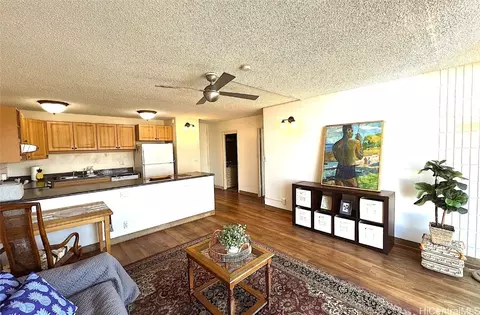 827 Kinau St #D106, Honolulu, HI 96813