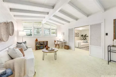 3202 Pololei Pl, Honolulu, HI 96822