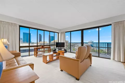 700 Richards St #1109, Honolulu, HI 96813
