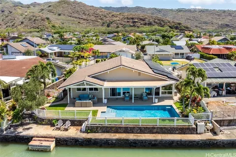 6957 Niumalu Loop, Honolulu, HI 96825