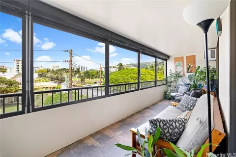 1521 Alexander St #501, Honolulu, HI 96822