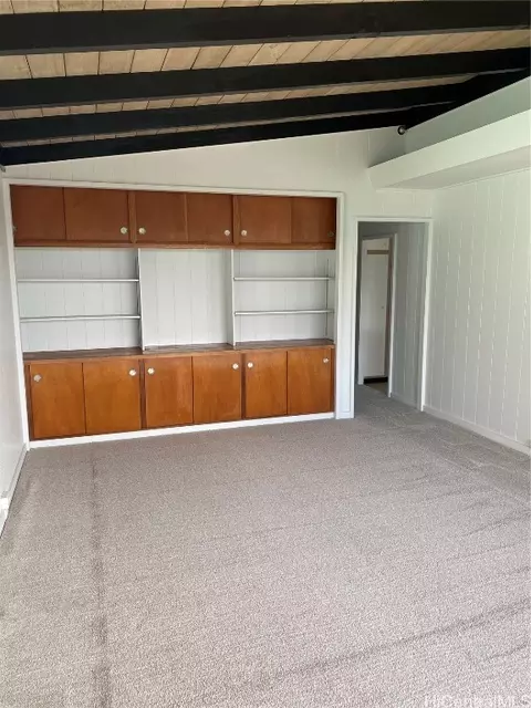 1515 Ala Mahamoe St, Honolulu, HI 96819