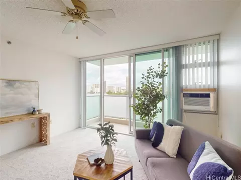 3009 Ala Makahala Pl #713, Honolulu, HI 96818