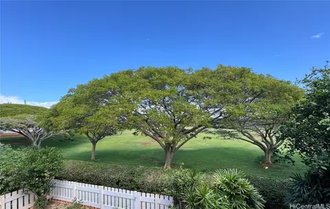 94-215 Lumiaina Pl #B204, Waipahu, HI 96797