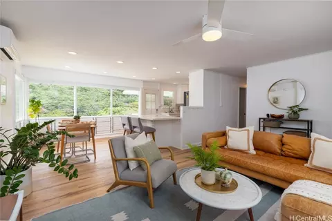 1848 Ala Noe Pl, Honolulu, HI 96819
