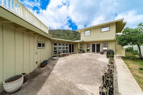 3162 Poelua Pl, Honolulu, HI 96822