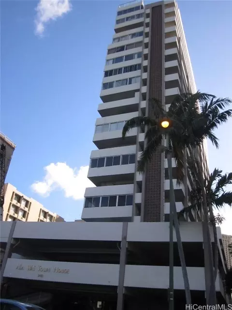 2421 Ala Wai Blvd #506, Honolulu, HI 96815