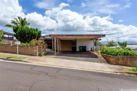 94-495 Niulii St, Waipahu, HI 96797
