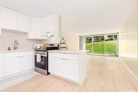 95-009 Waikalani Dr #B105, Mililani, HI 96789
