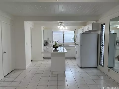 833 Ala Lilikoi St #833/6, Honolulu, HI 96818