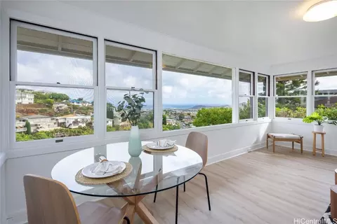 1769 Bertram St, Honolulu, HI 96816