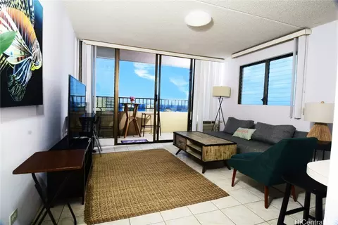 2240 Kuhio Ave #2912, Honolulu, HI 96815