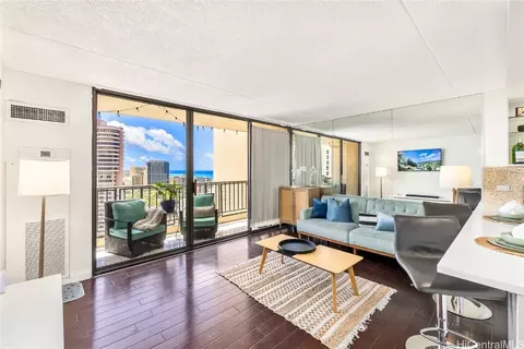 411 Hobron Ln #3201, Honolulu, HI 96815