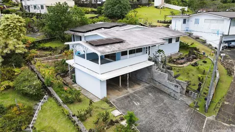 3664 Kumu St, Honolulu, HI 96822