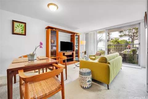 1805 Poki St #204, Honolulu, HI 96822