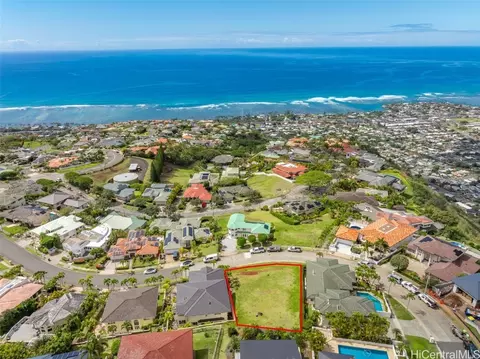 1174 Ikena Cir, Honolulu, HI 96821