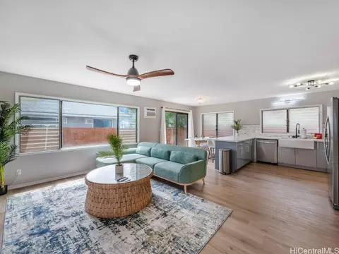 87-1526 Farrington Hwy, Waianae, HI 96792