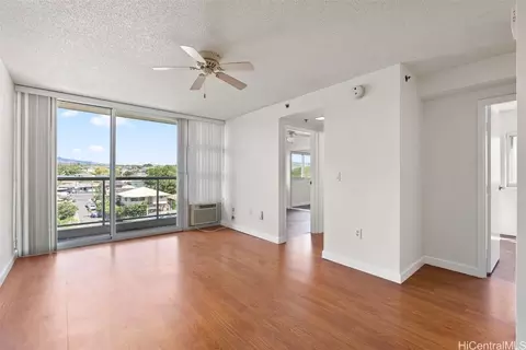 94-979 Kauolu Pl #602, Waipahu, HI 96797